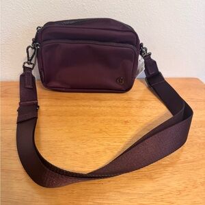 NWT Lululemon Goodnight Plum Everywhere Crossbody Bag 2L Metal Hardware